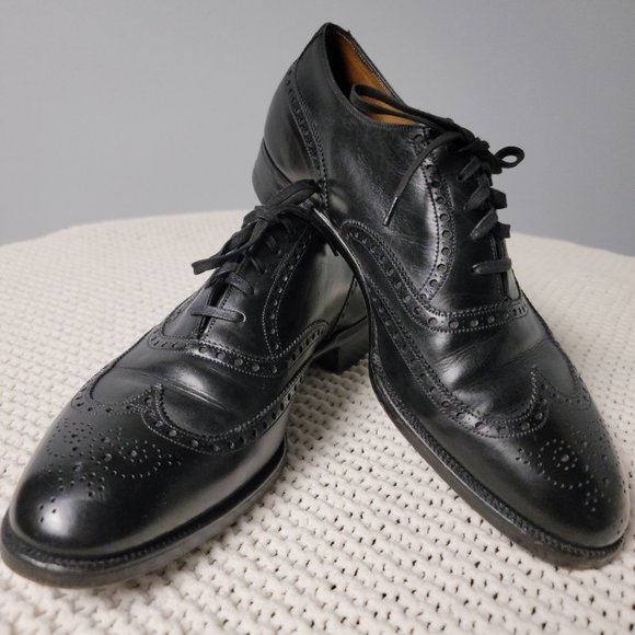 Brooks Brothers Men\'s Black Wingtip Oxfords 8 1/2 D